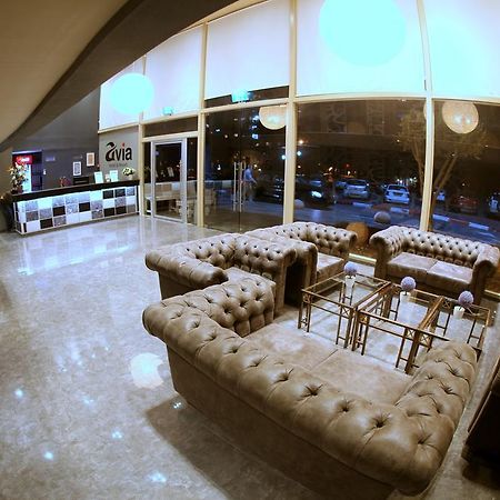 Avia Hotel & Resort Yehud-Monosson Екстериор снимка